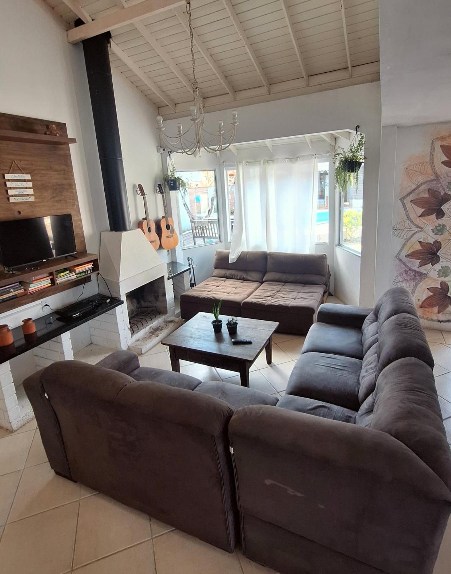 Albergue Floriarte & *